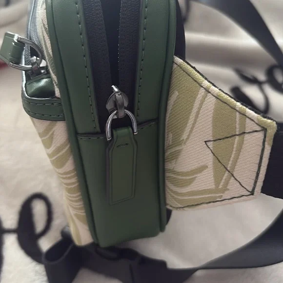 Michael Kors belt bag NWT - Picture 11 of 14